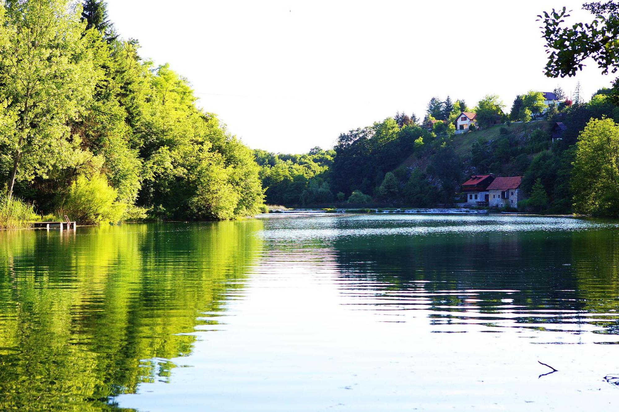 Apartment Mreznicka Kuca Duga Resa Exteriér fotografie