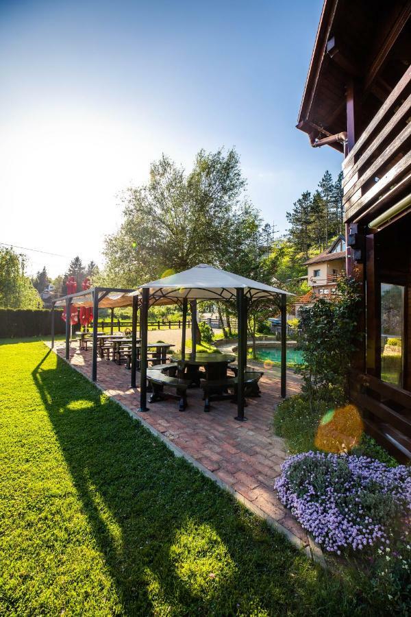 Apartment Mreznicka Kuca Duga Resa Exteriér fotografie